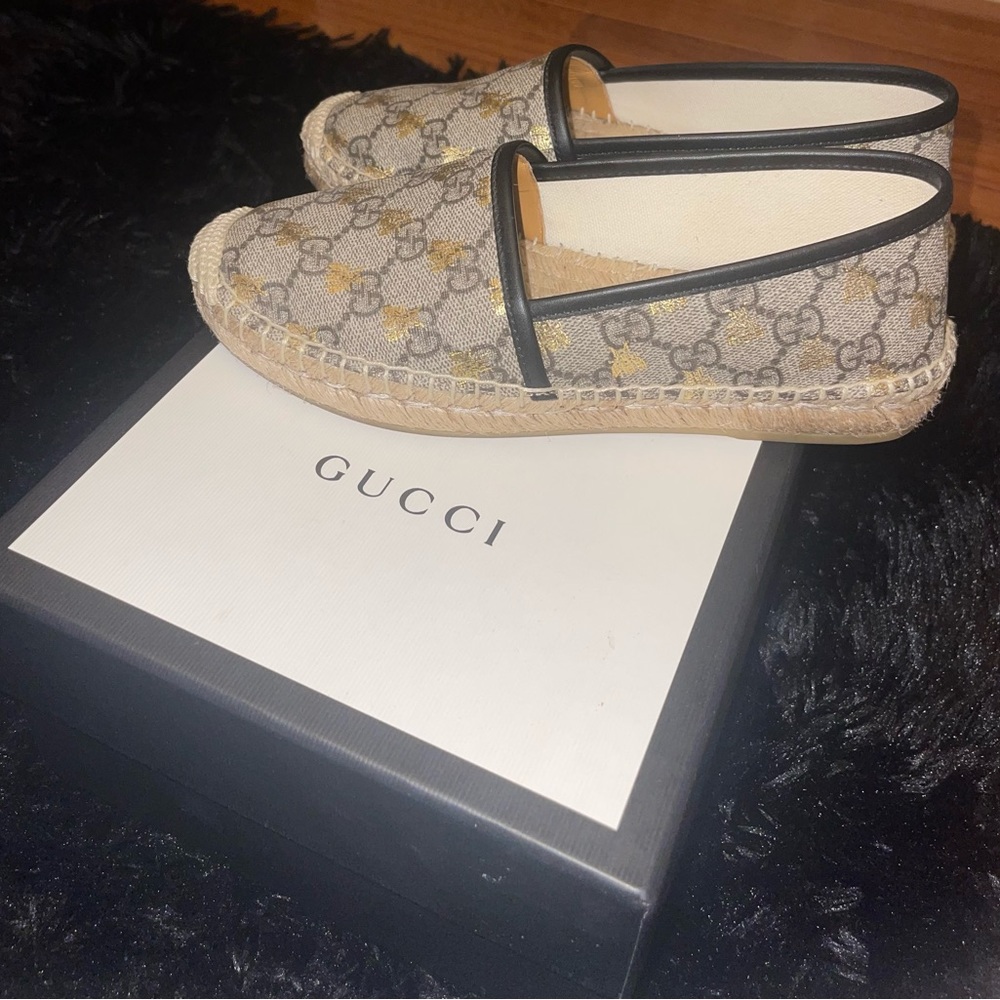 Gucci espadrilles flats